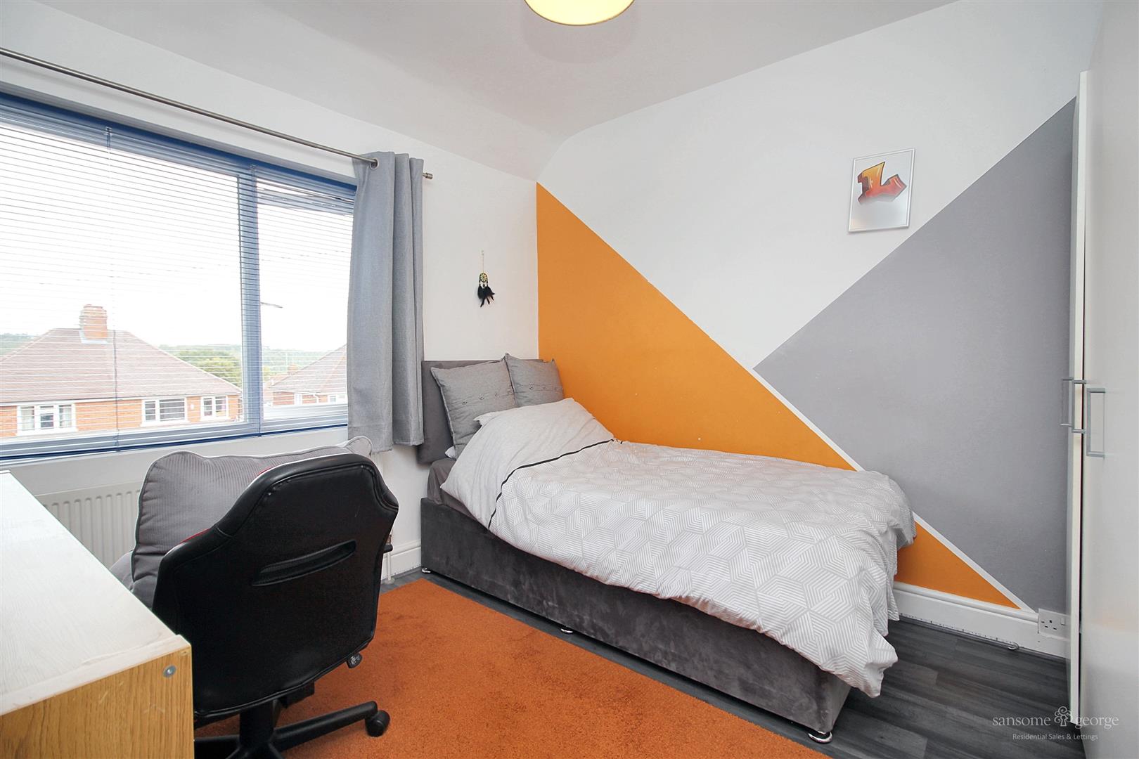 Grasmere Avenue, Tilehurst, Reading